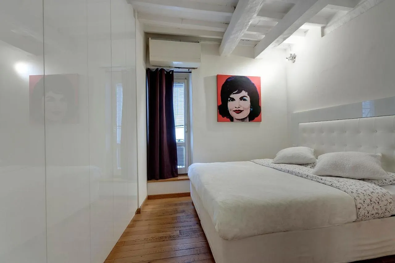 Central Duomo Apartment With Fast Wifi Florence Italy