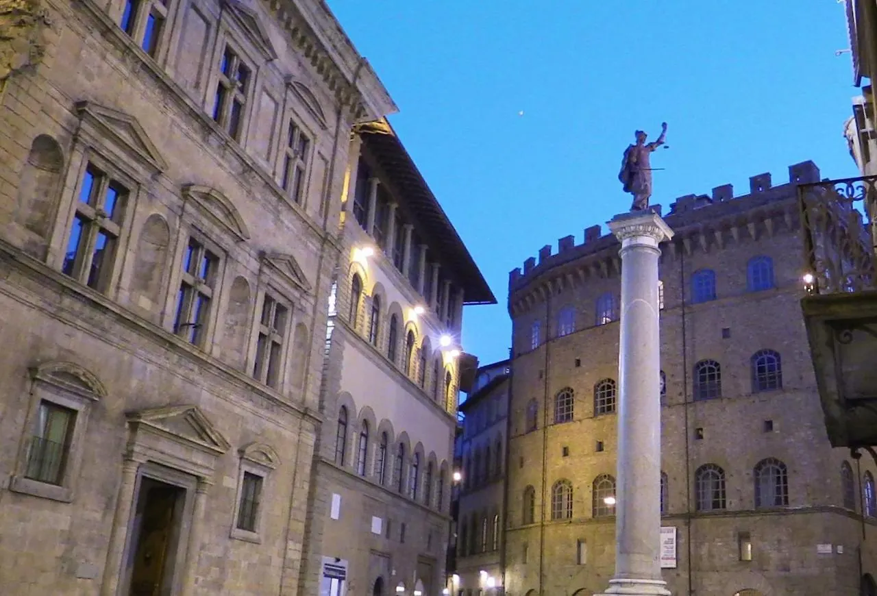 Central Duomo Apartment With Fast Wifi Florence 0*,  Italy